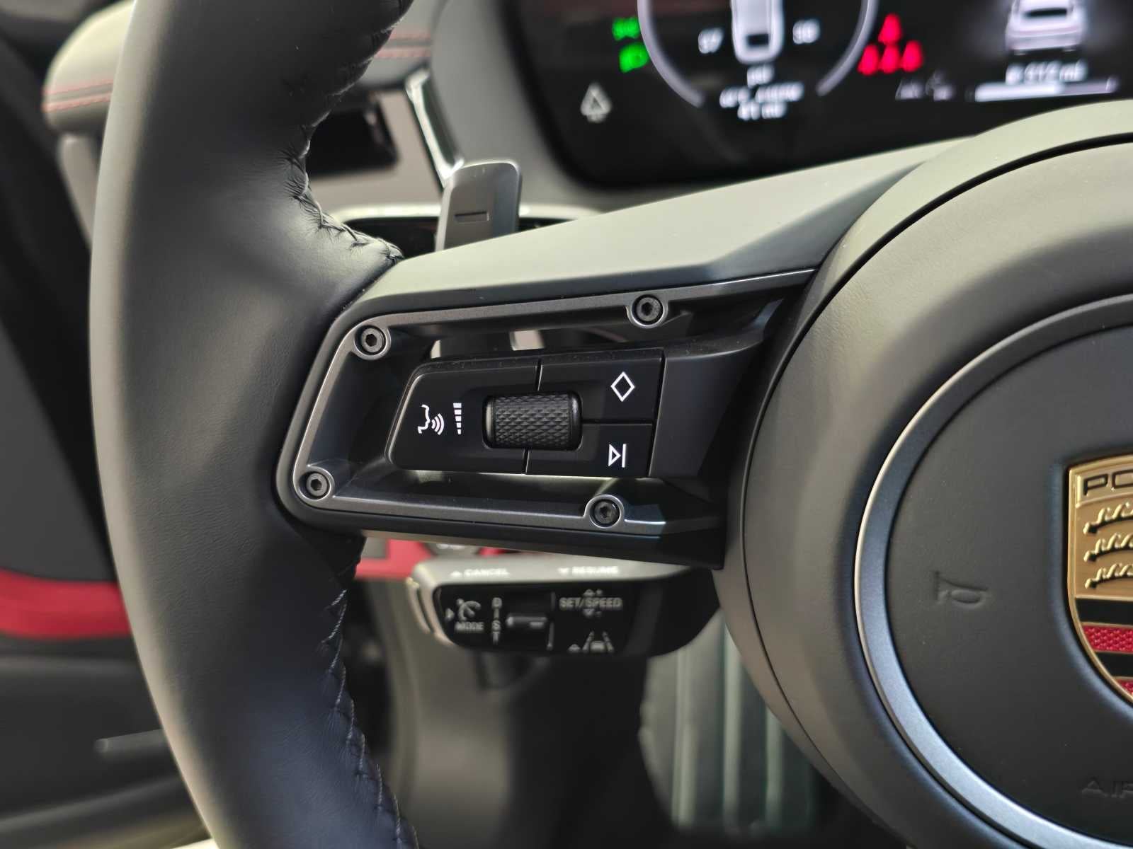 2024 Porsche Panamera Base