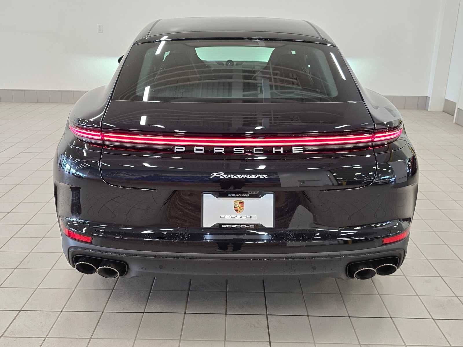 2024 Porsche Panamera Base