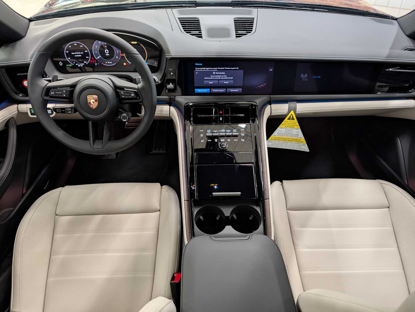 2025 Porsche Panamera 4