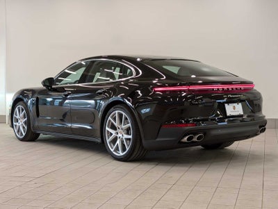 2025 Porsche Panamera 4