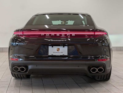 2025 Porsche Panamera 4