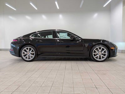 2025 Porsche Panamera 4