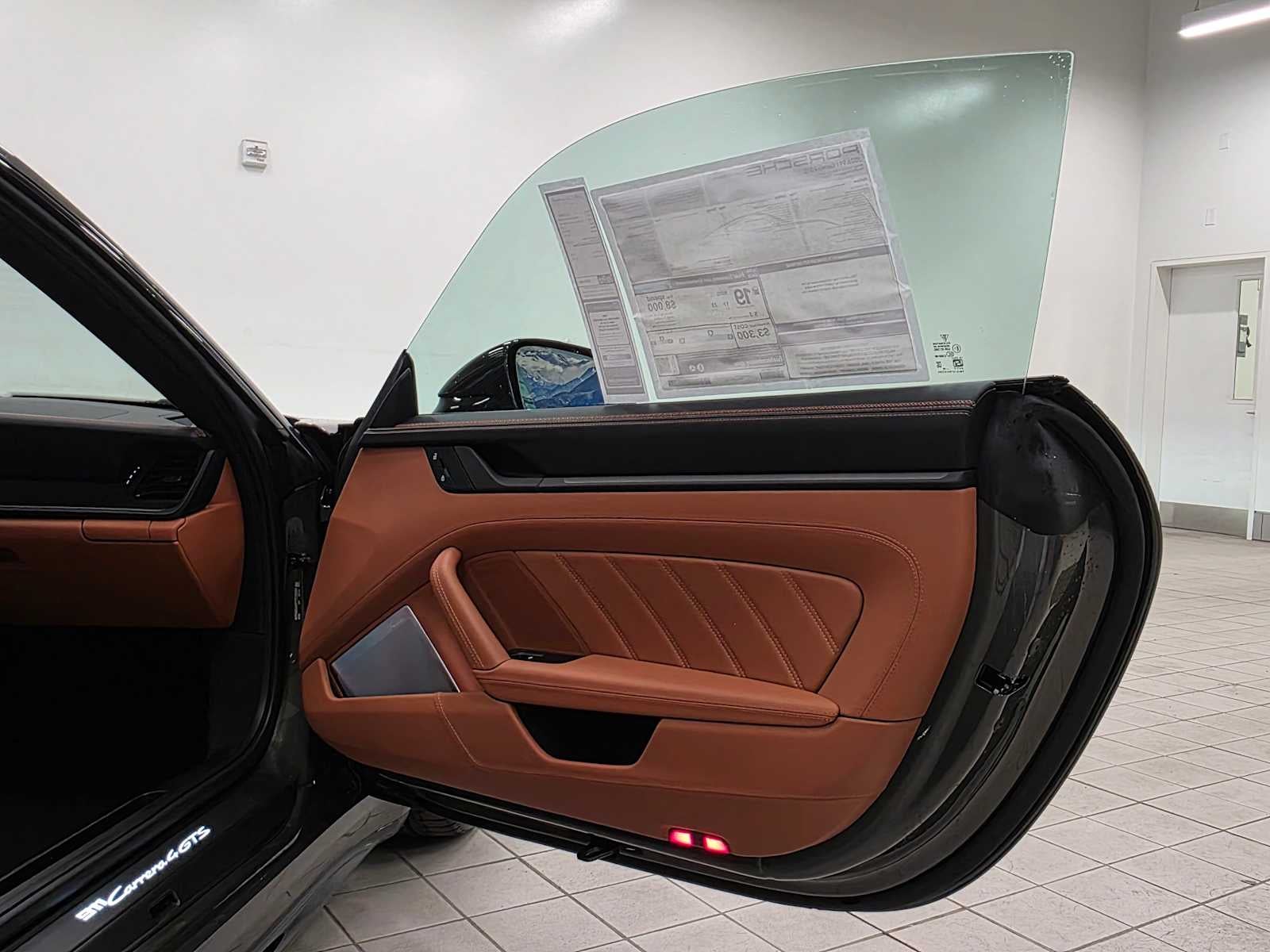 2026 Porsche 911 Carrera 4 GTS