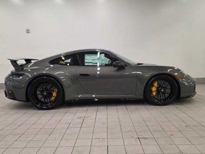 2026 Porsche 911 Carrera 4 GTS