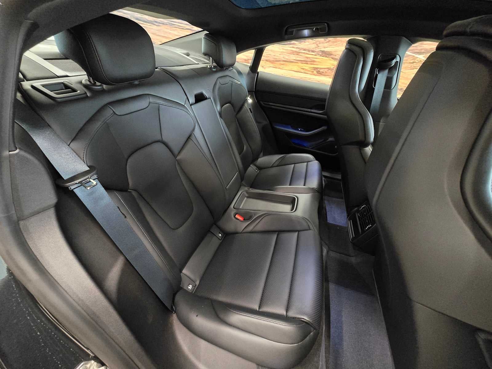 2024 Porsche Taycan 4S