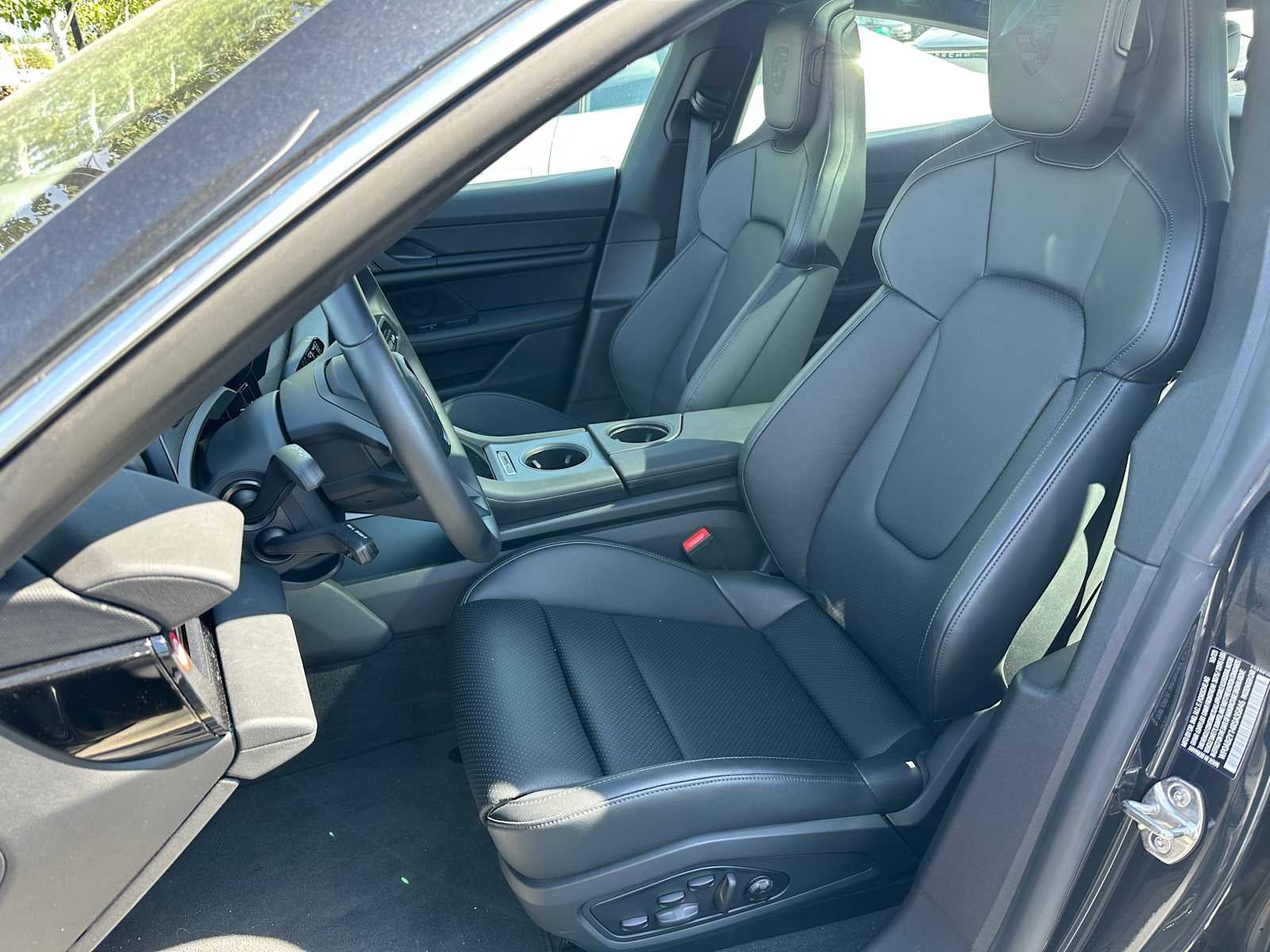 2024 Porsche Taycan 4S