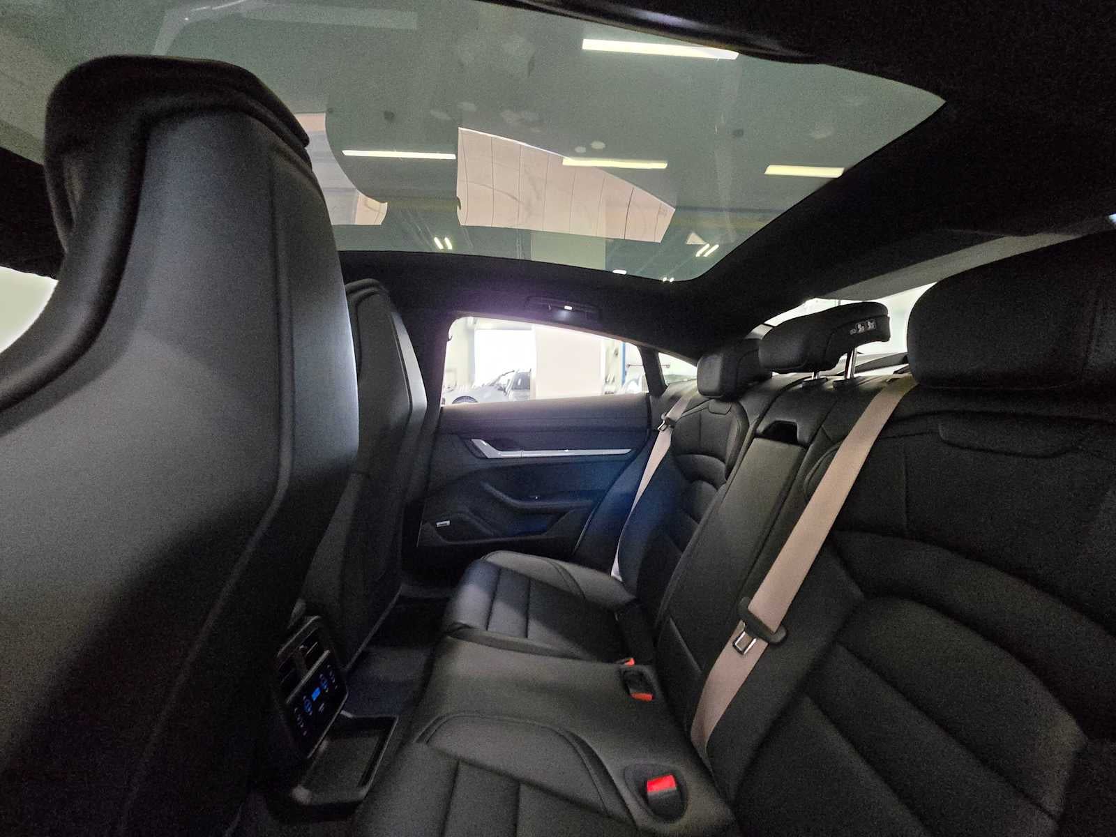 2024 Porsche Taycan 4S