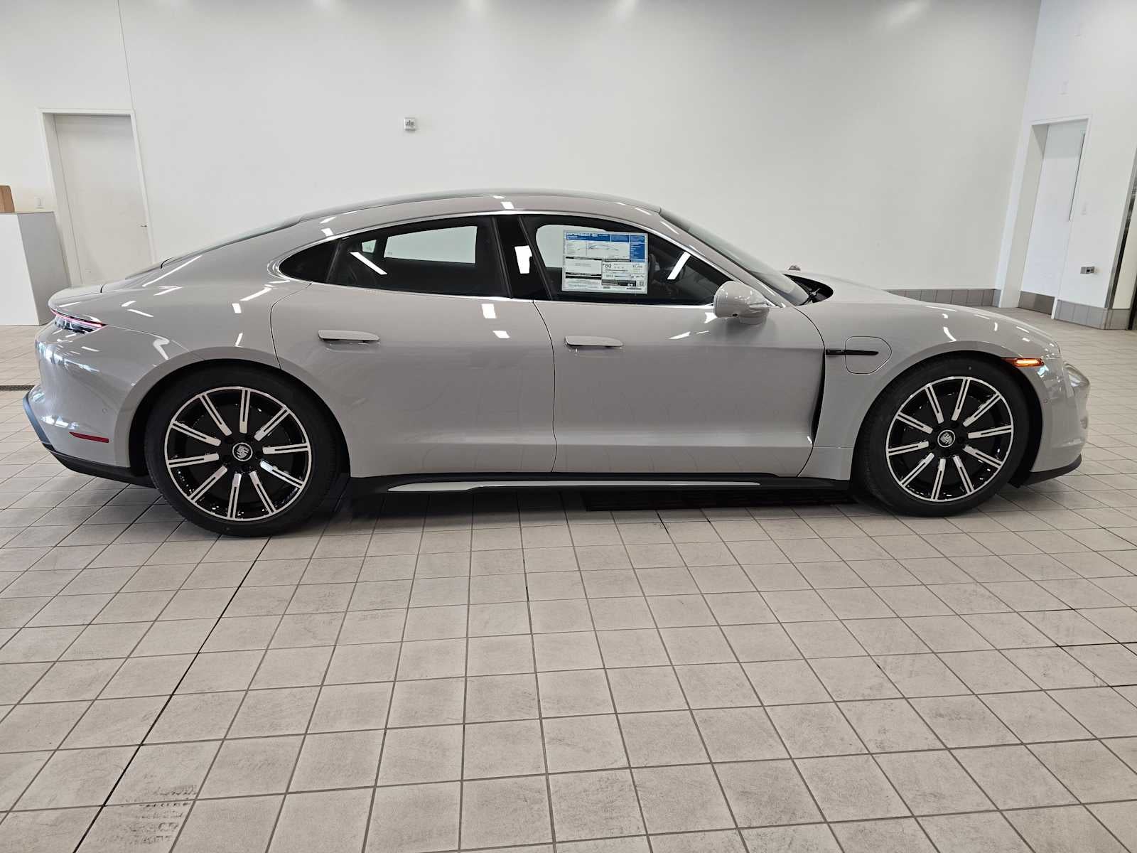 2024 Porsche Taycan 4S