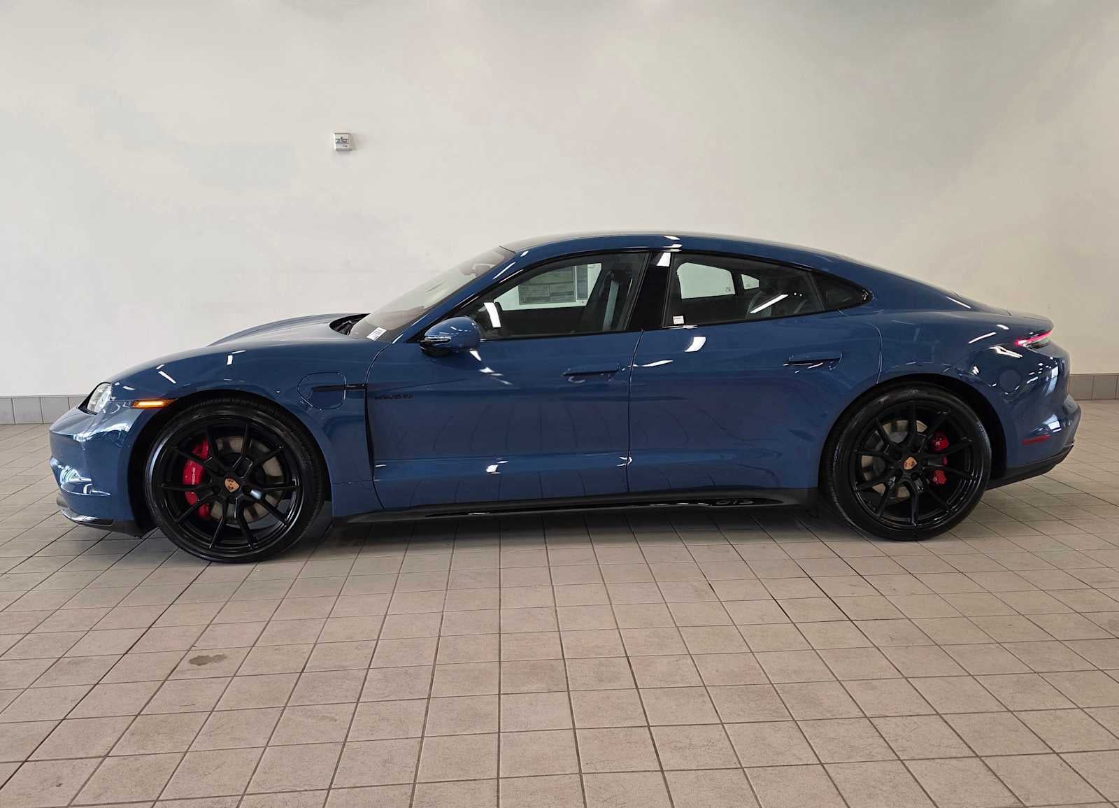 2026 Porsche Taycan GTS