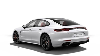 2018 Porsche Panamera Turbo