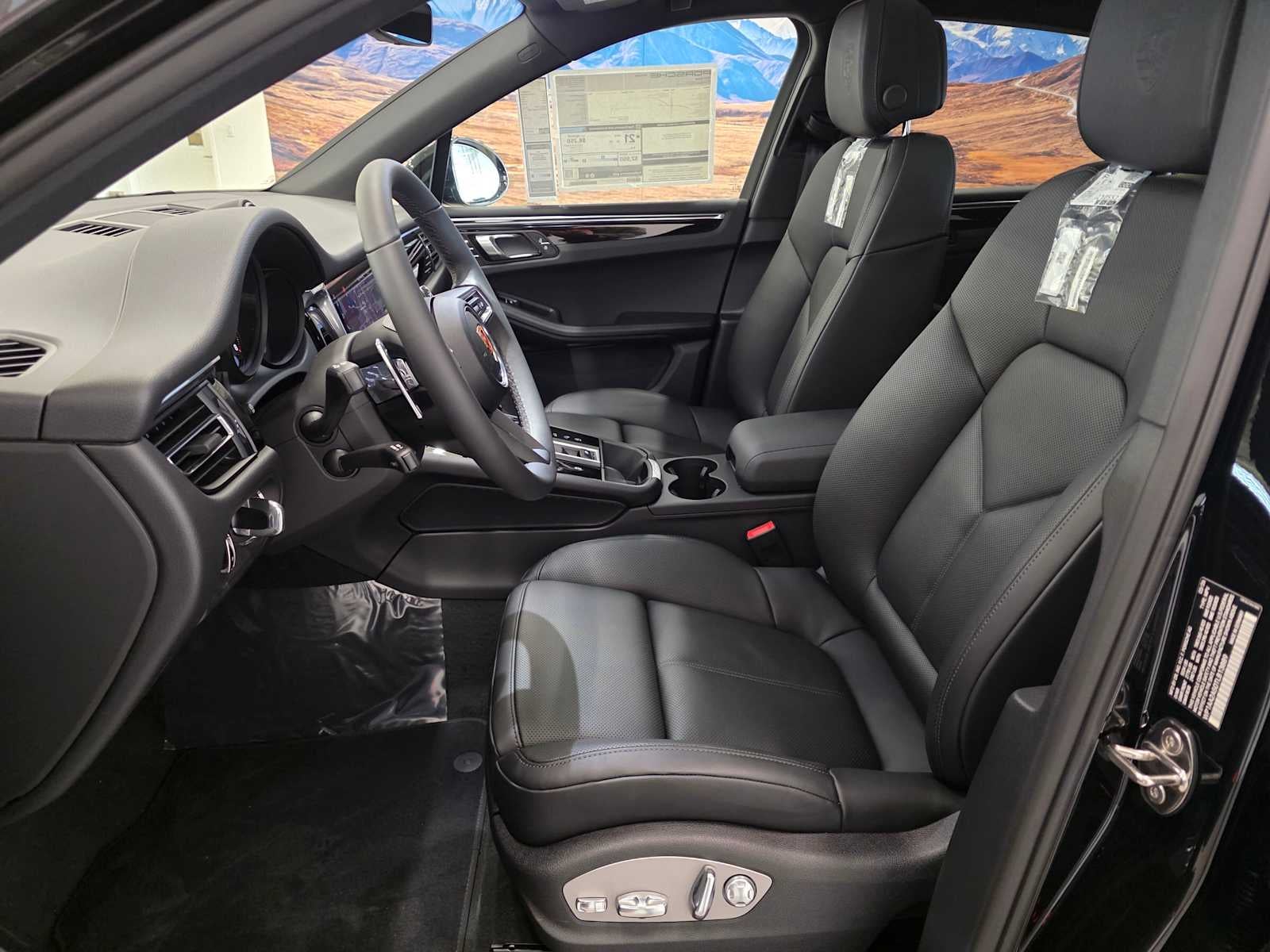 2026 Porsche Macan Macan