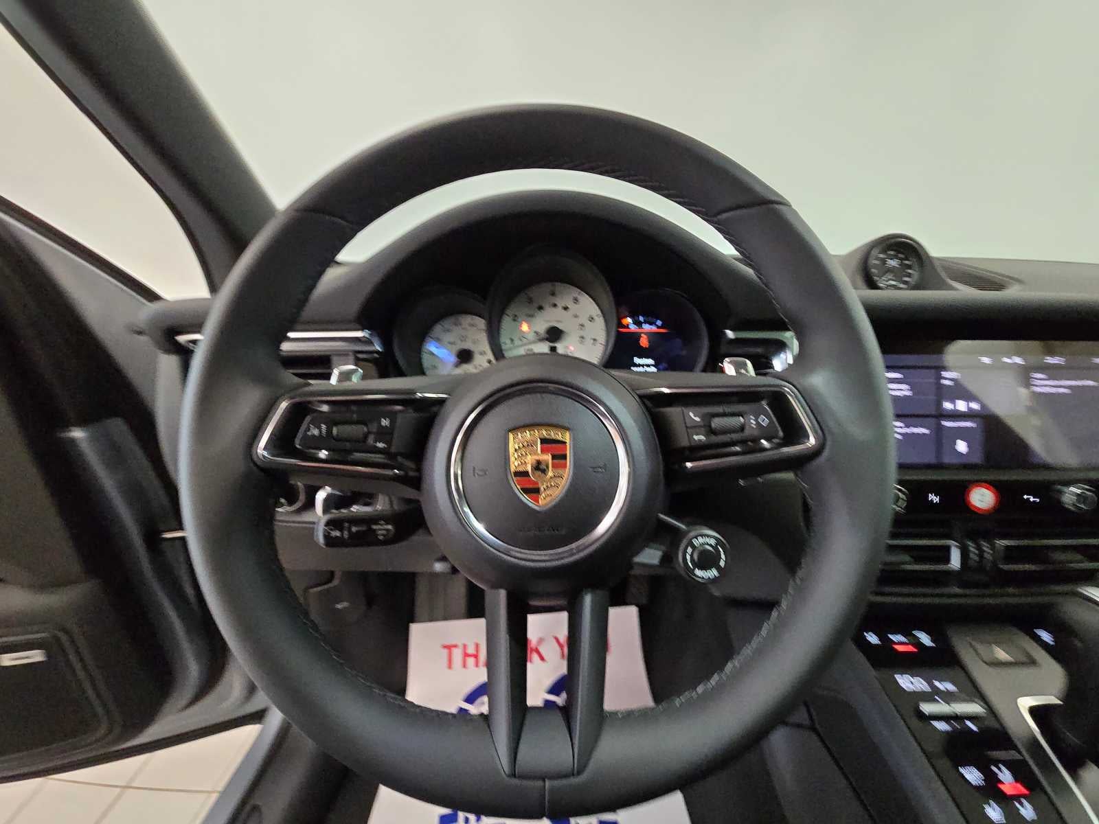 2024 Porsche Macan Base