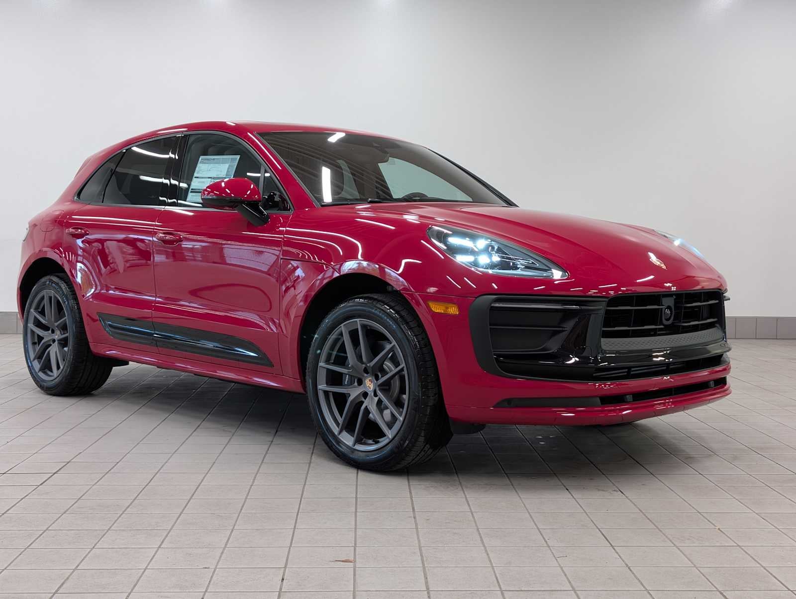 2026 Porsche Macan Base