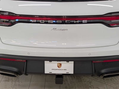 2026 Porsche Macan Base