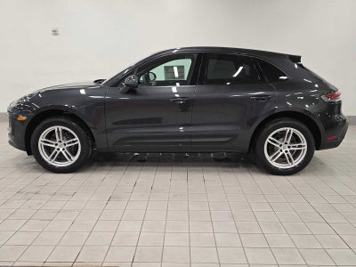 2025 Porsche Macan Base