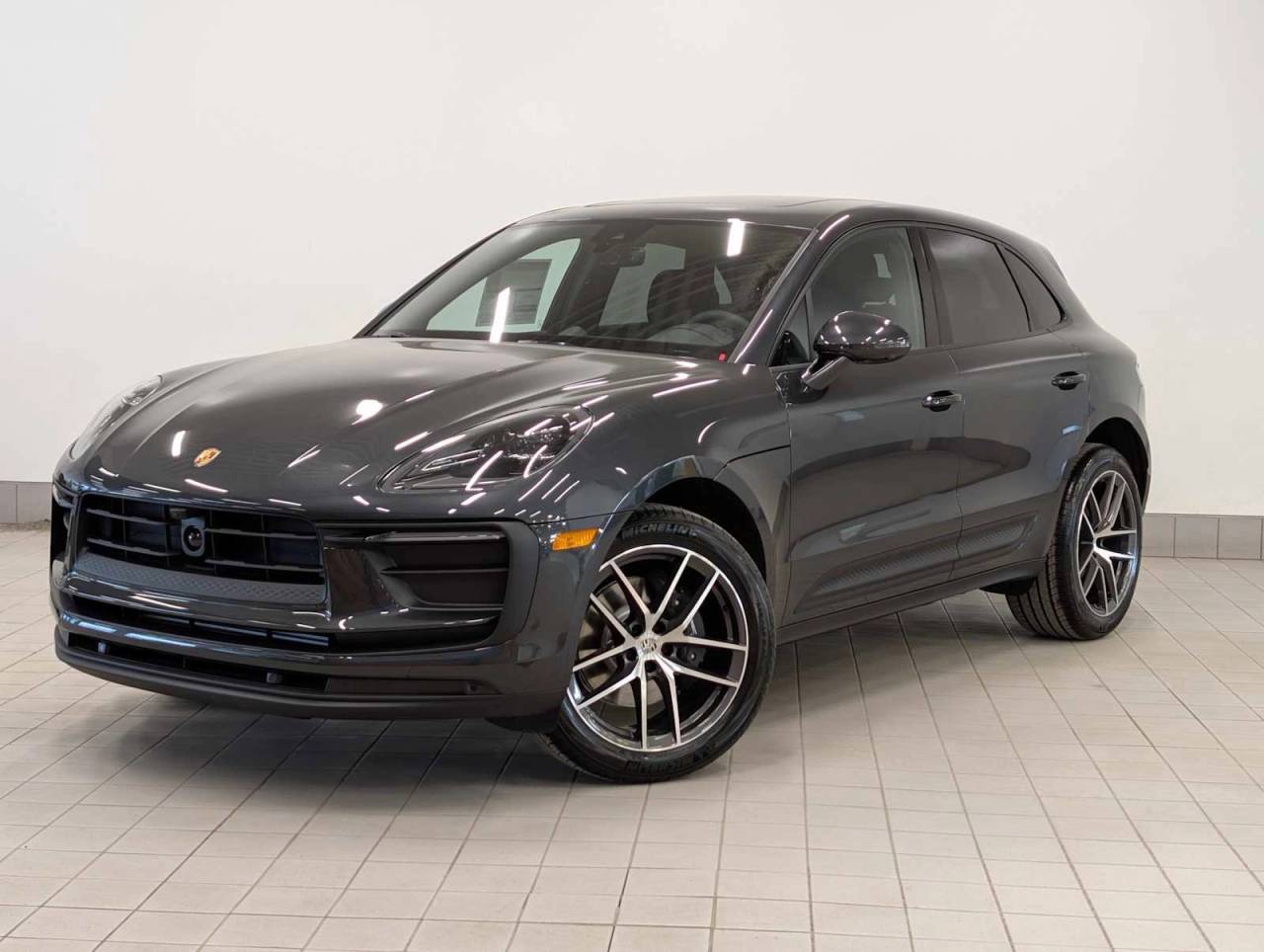 2026 Porsche Macan Base