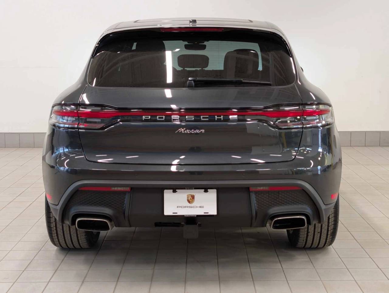 2026 Porsche Macan Base