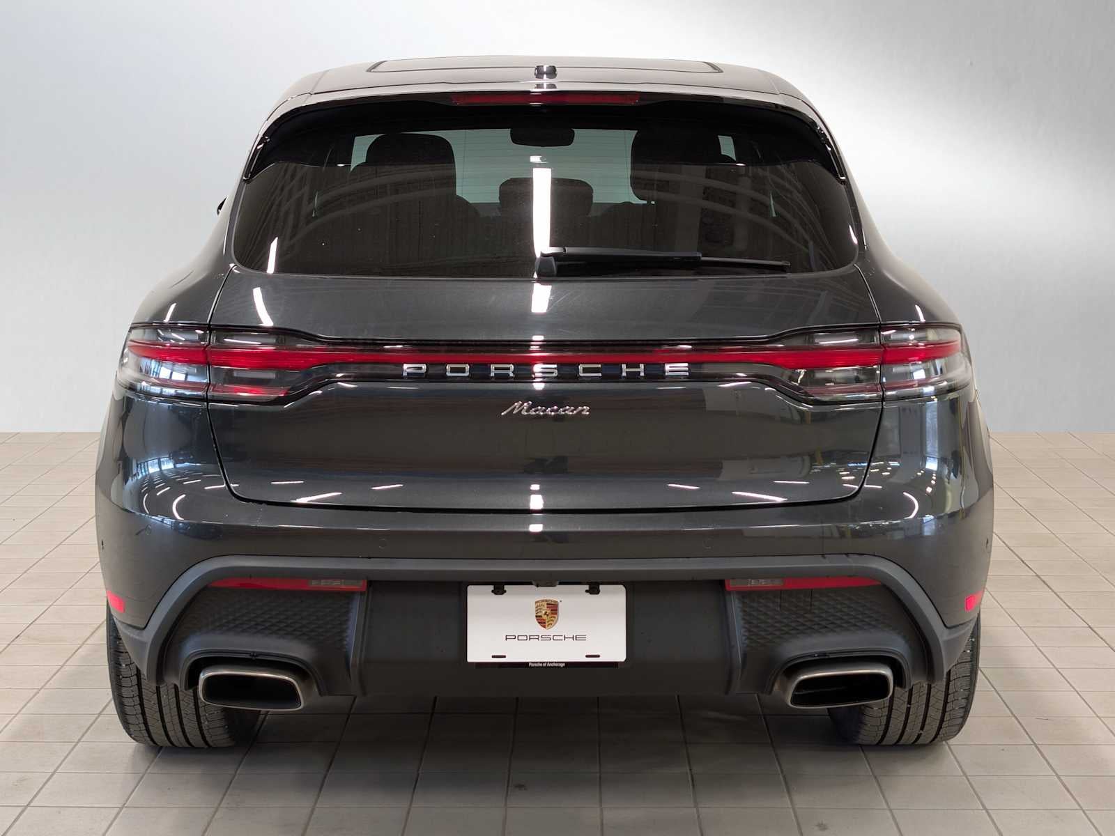 2024 Porsche Macan Base