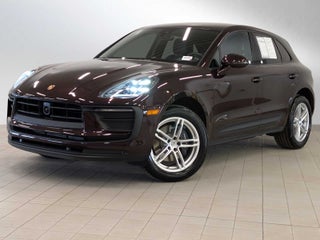 2025 Porsche Macan Base