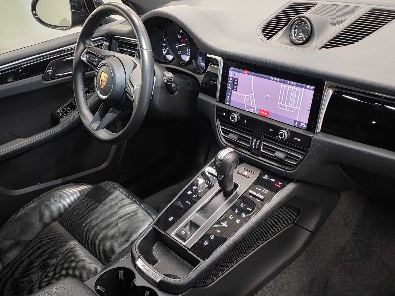 2024 Porsche Macan Macan (MY24)