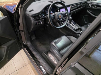 2024 Porsche Macan Macan (MY24)