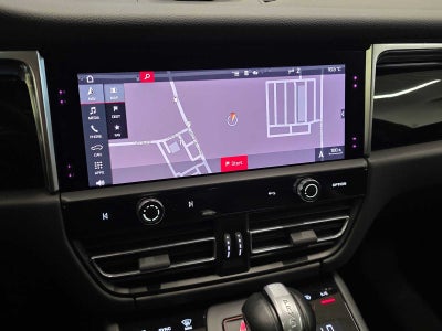 2024 Porsche Macan Macan (MY24)