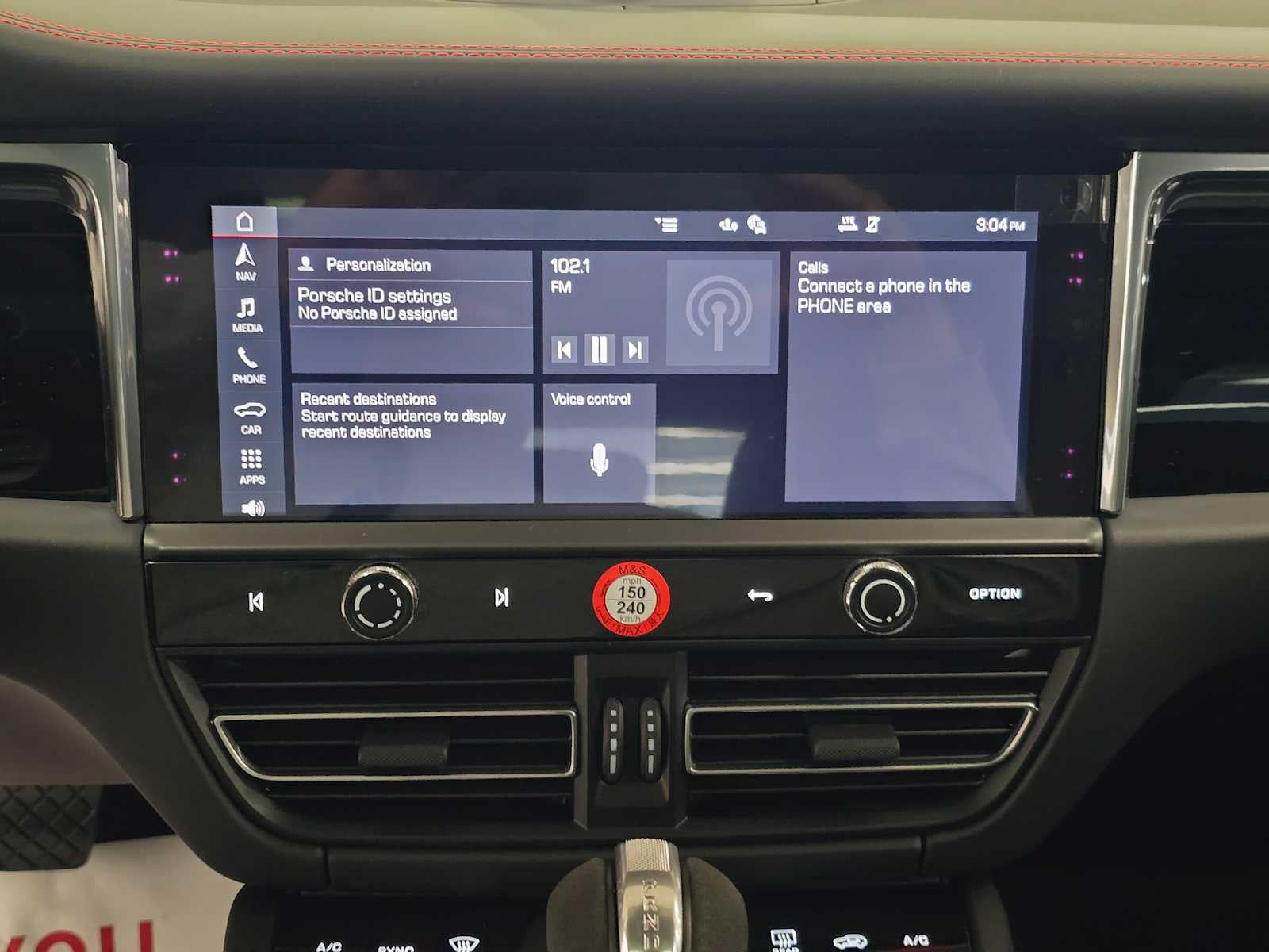 2025 Porsche Macan Base