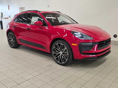 2025 Porsche Macan Base