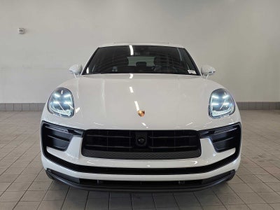 2026 Porsche Macan Macan