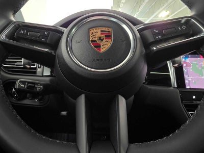 2026 Porsche Macan Macan