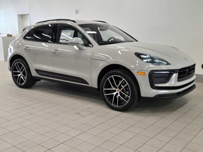 2024 Porsche Macan Base