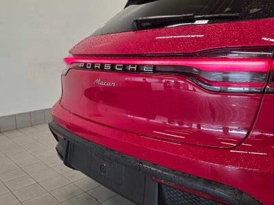 2025 Porsche Macan Macan