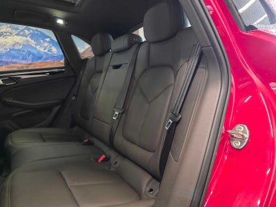 2025 Porsche Macan Macan