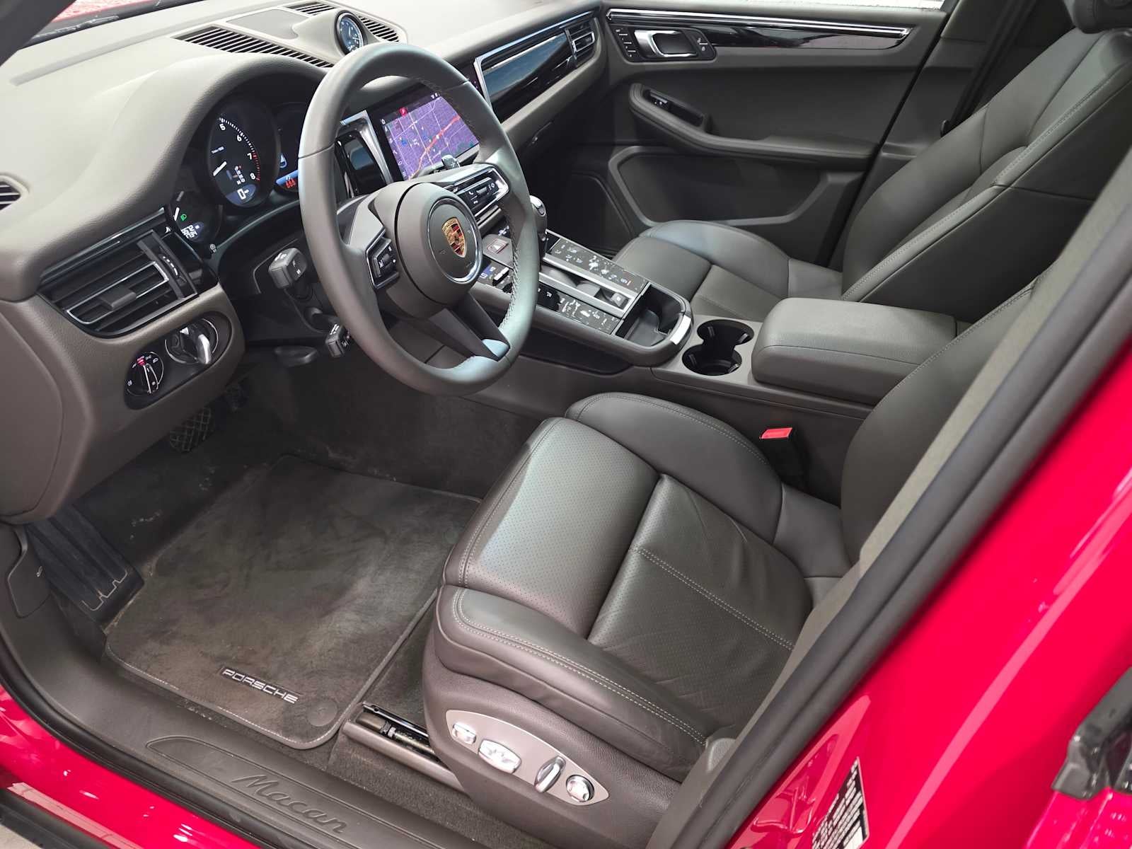2025 Porsche Macan Macan