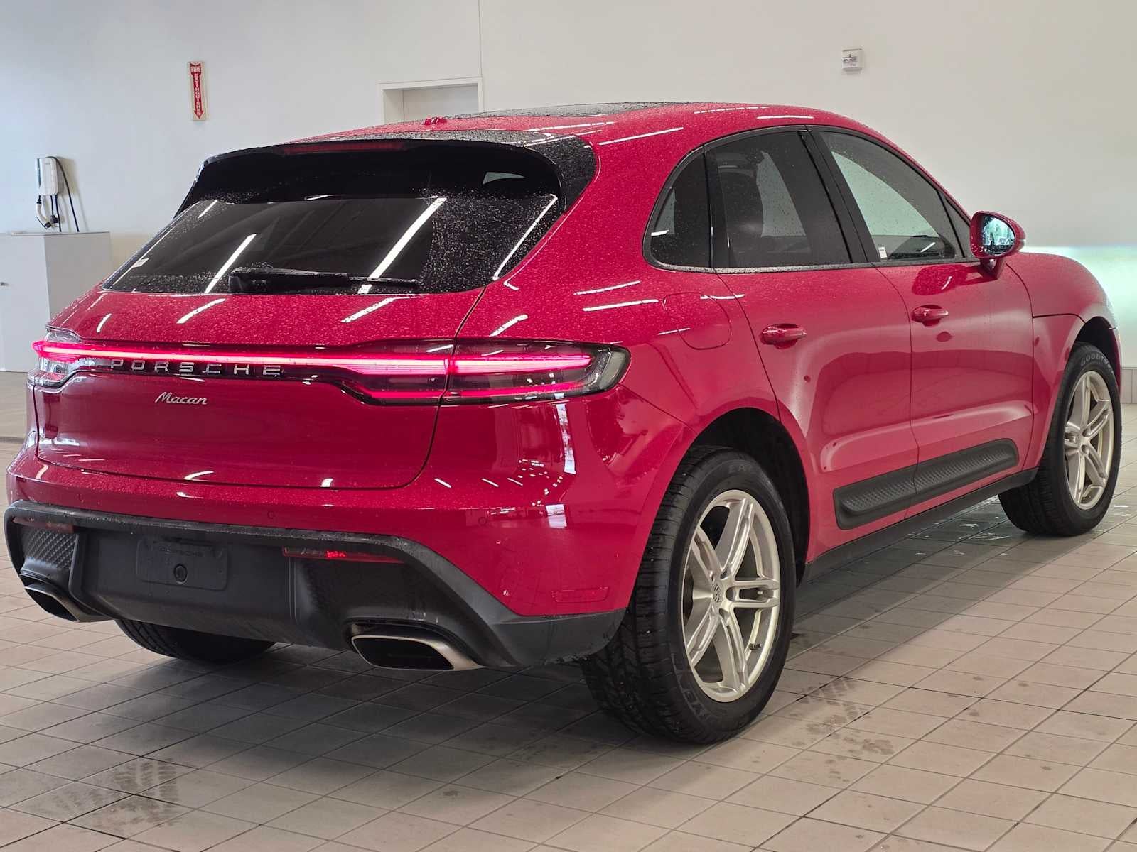 2025 Porsche Macan Macan
