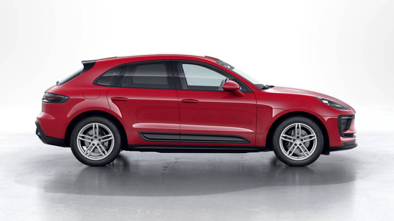 2025 Porsche Macan Base
