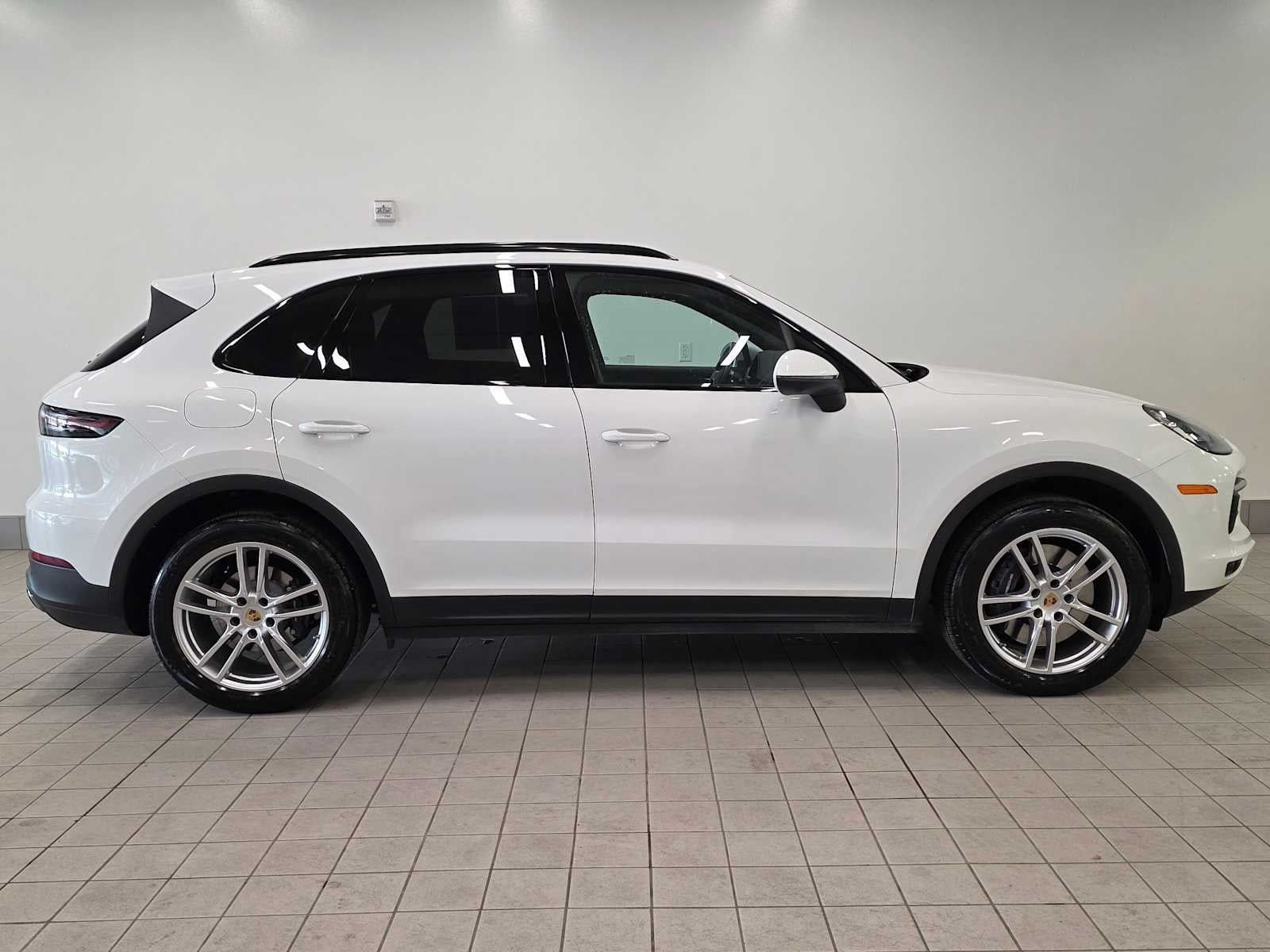 2023 Porsche Cayenne Cayenne (MY23)
