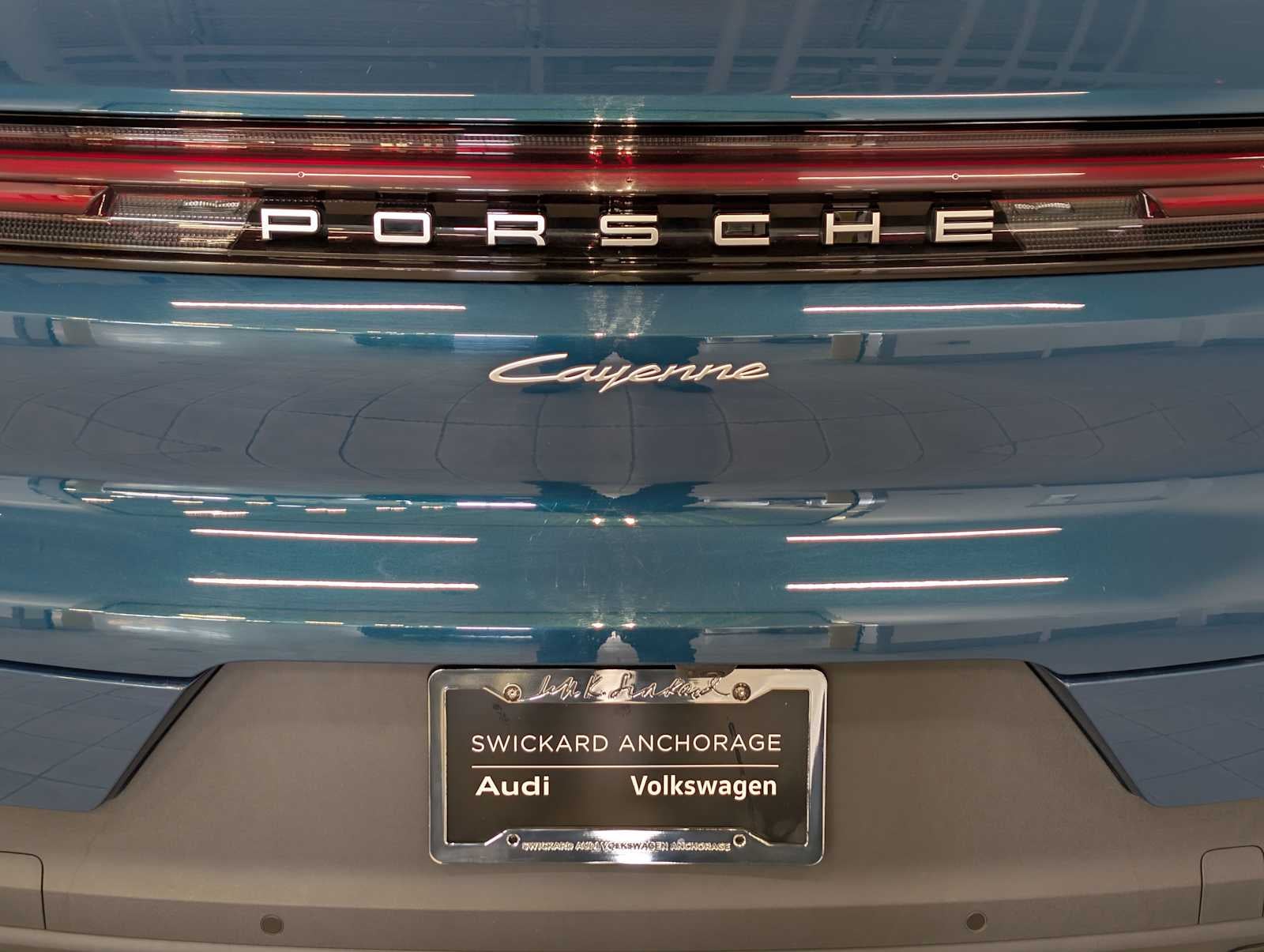 2025 Porsche Cayenne Base