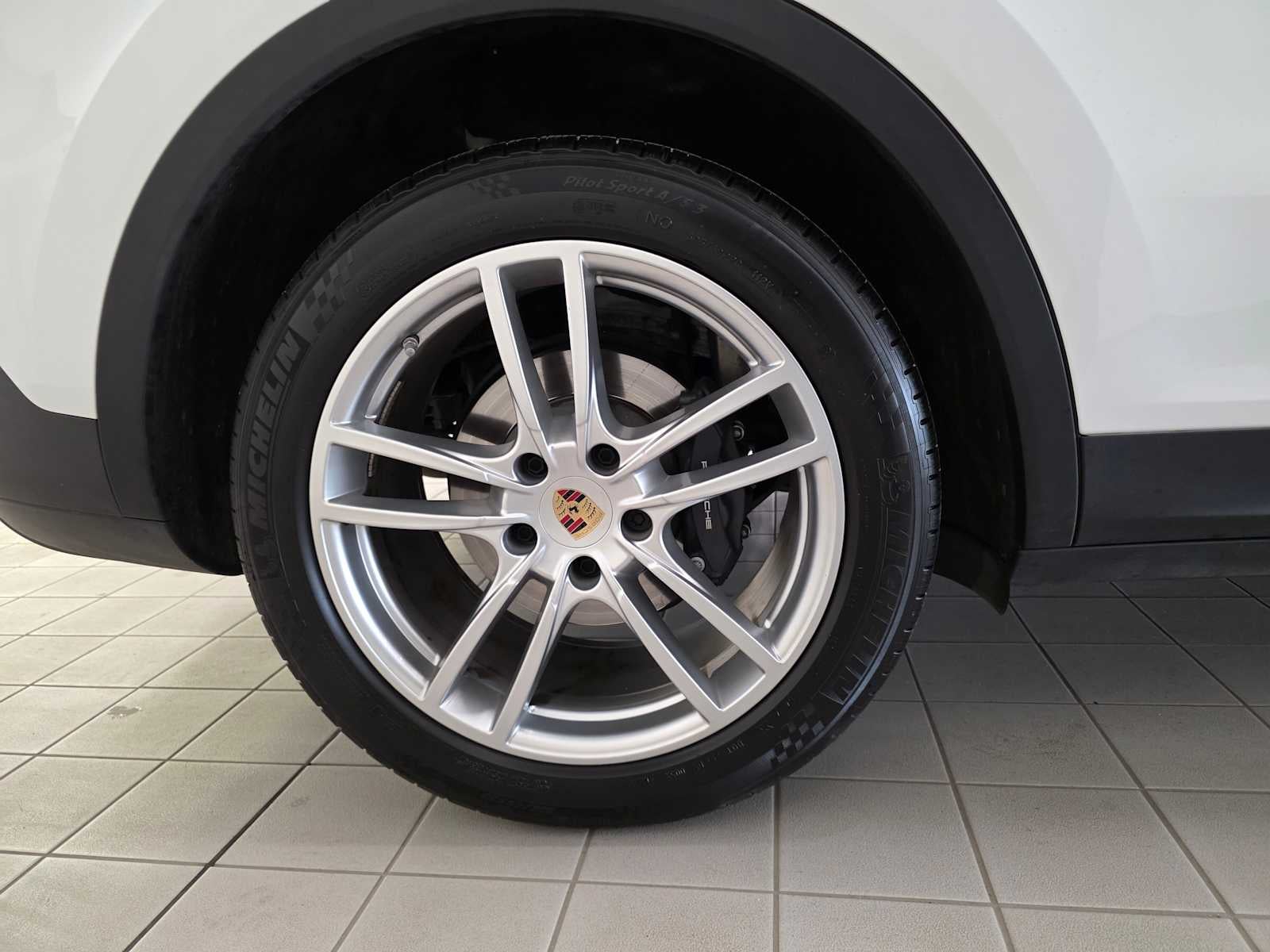2023 Porsche Cayenne Cayenne