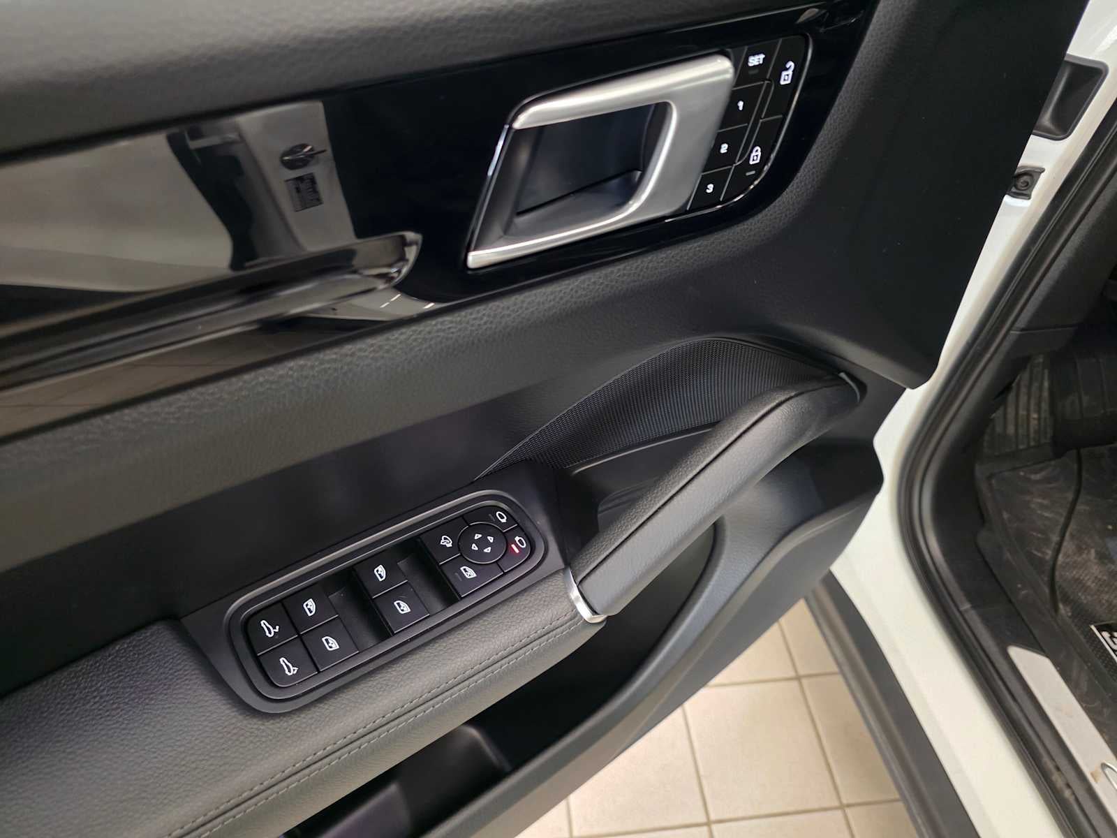 2023 Porsche Cayenne Cayenne