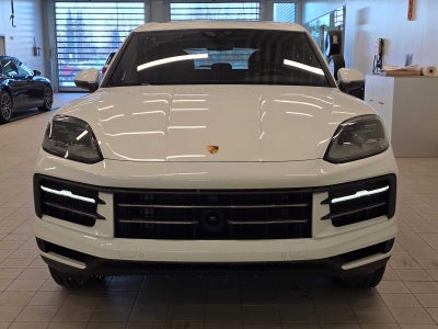 2025 Porsche Cayenne Base