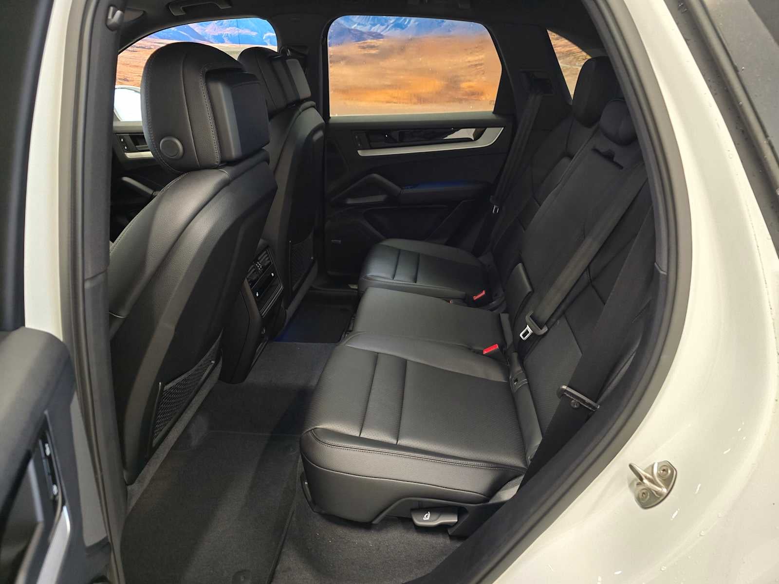 2025 Porsche Cayenne Base