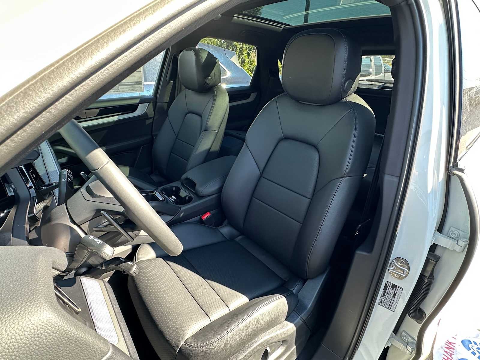 2025 Porsche Cayenne Base