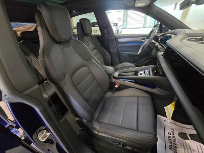 2024 Porsche Macan Electric 4