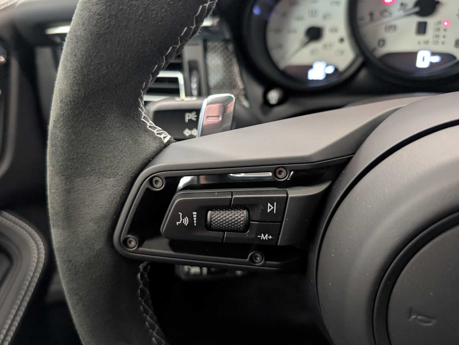 2026 Porsche Macan S