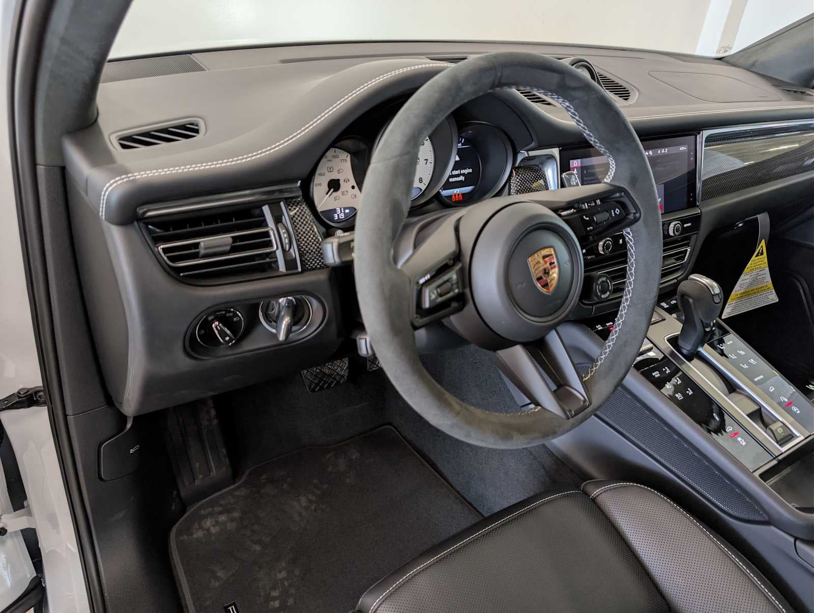 2026 Porsche Macan S