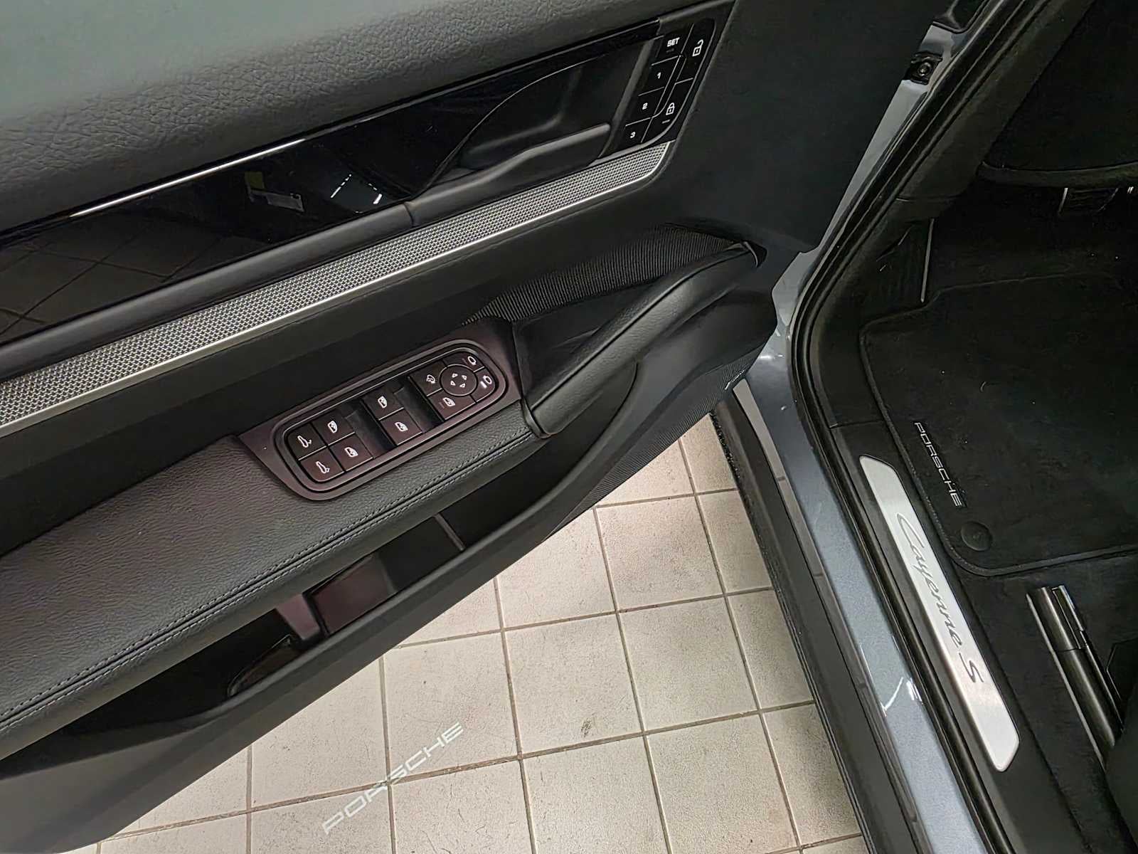 2026 Porsche Cayenne S