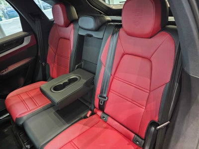 2025 Porsche Cayenne S E-Hybrid