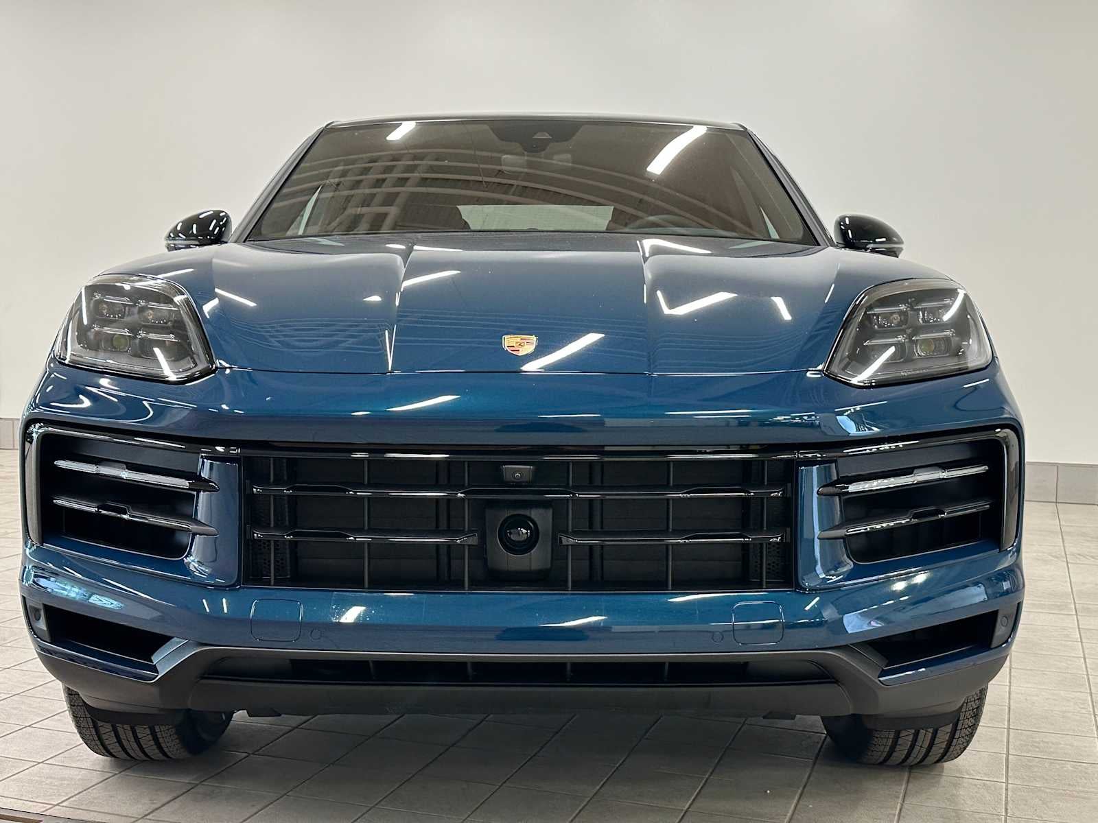 2025 Porsche Cayenne Base