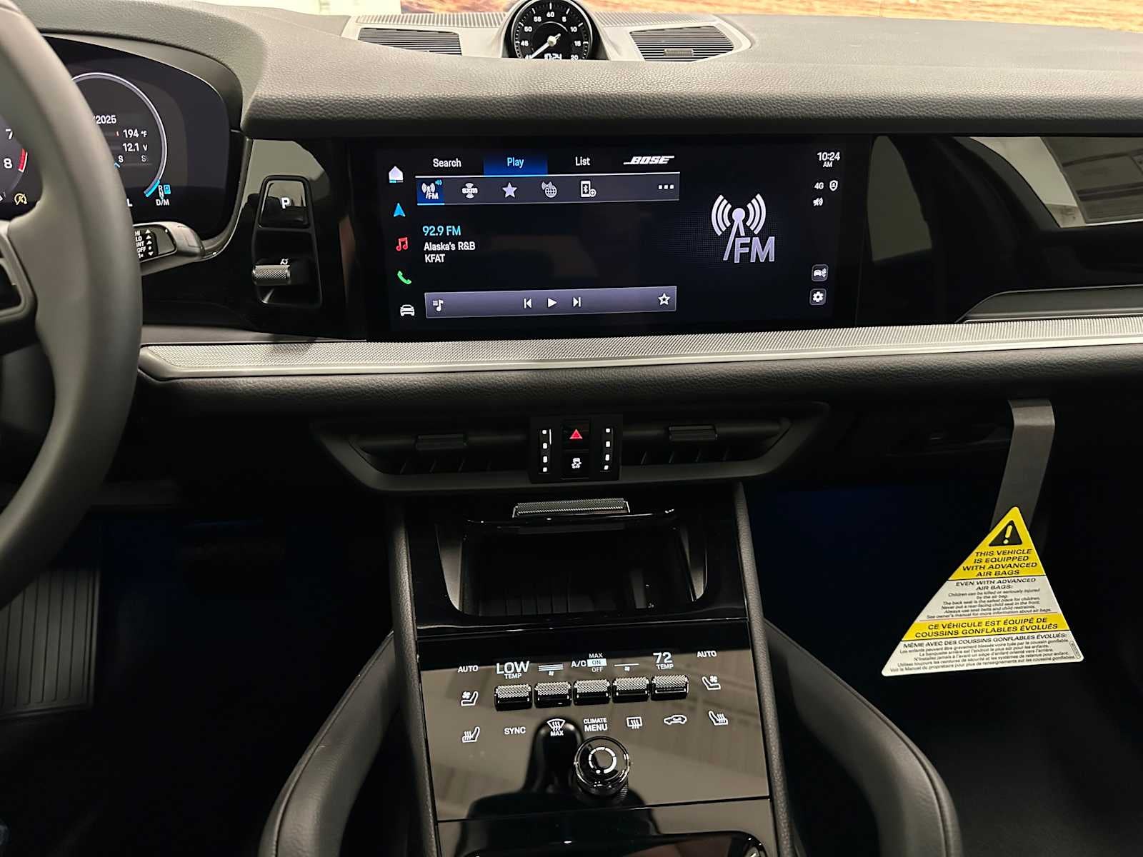 2025 Porsche Cayenne Base